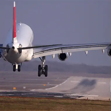 Commercial landing